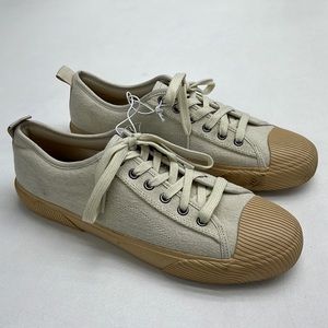 NEW Universal Thread Tan Canvas Sneakers Men’s size 12